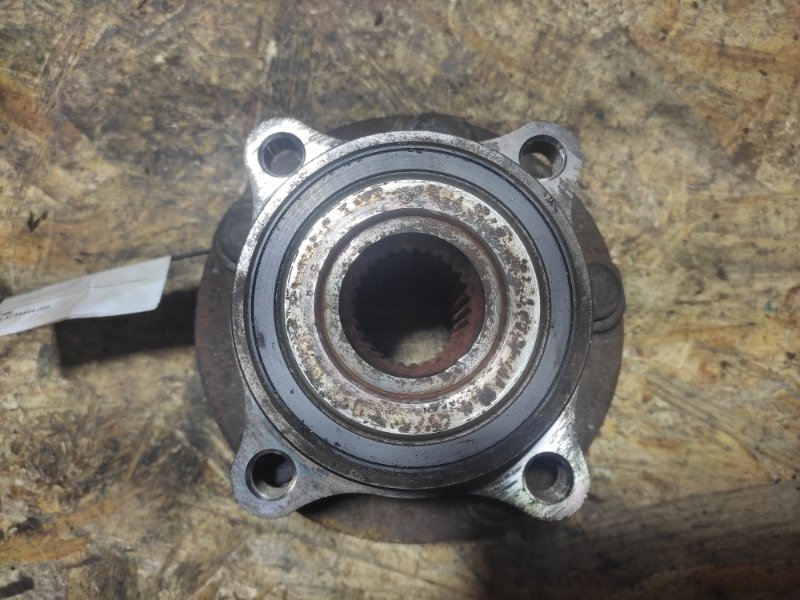 Маточина колеса передня ліва MITSUBISHI GRANDIS 03-11 MR594979 — 3
