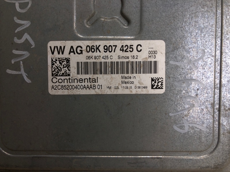 Блок керування двигуном VOLKSWAGEN PASSAT B8 14- 06K 906 071 AF — 2