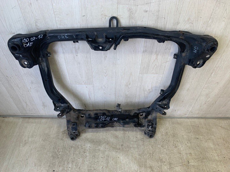 Балка передньої підвіски HYUNDAI I30 FD 07-12 62405-2L110 — 2