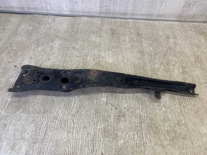 Балка двигуна поздовжня JEEP PATRIOT 10-17 5105290AB — 5