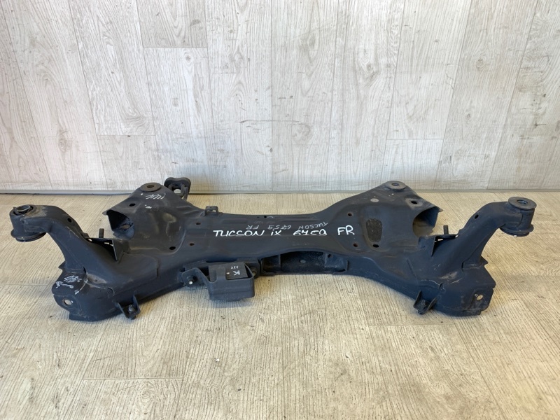 Балка передньої підвіски HYUNDAI TUCSON LM 09-15 62405-2S610 — 2
