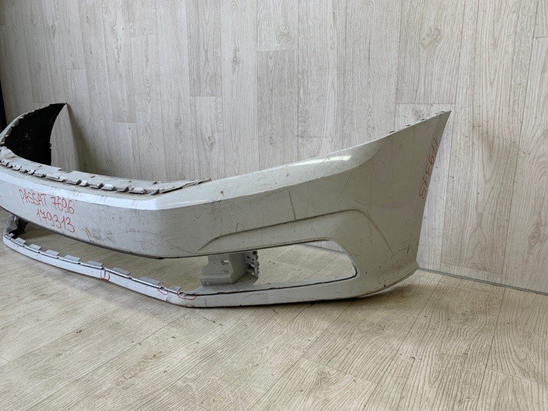 Бампер передній VOLKSWAGEN PASSAT B8 14- 561 807 217 D GRU — 5
