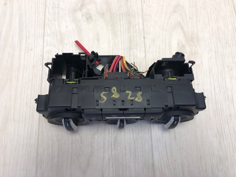Блок керування піччю VOLKSWAGEN BEETLE 11-19 5C0 820 047 BC XSH — 2