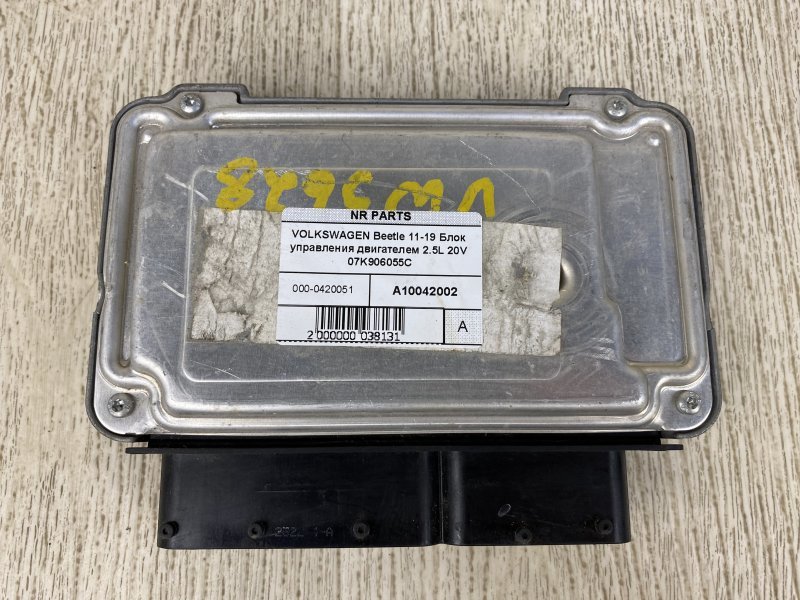 Блок керування двигуном VOLKSWAGEN BEETLE 11-19 07K 906 055 C — 2