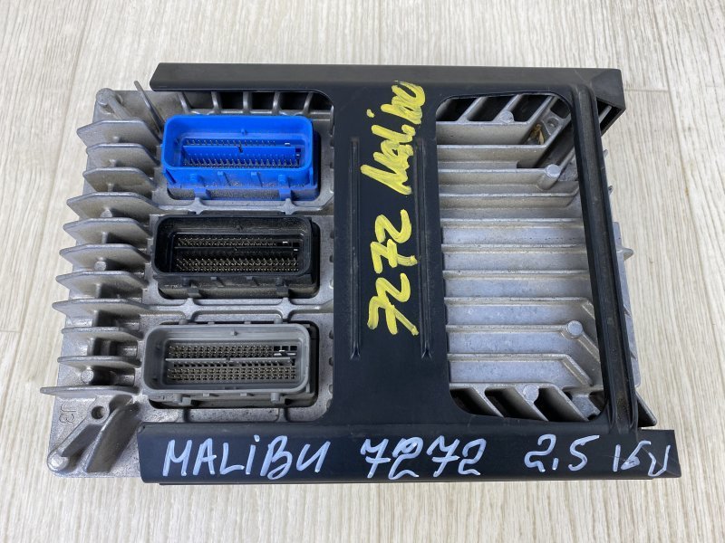 Блок керування двигуном CHEVROLET MALIBU 12-15 12653998