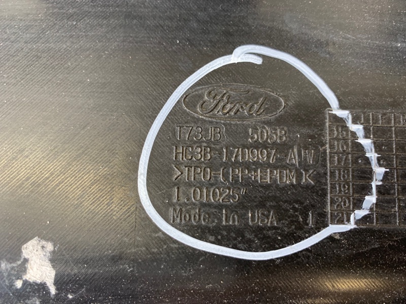 Бампер передній FORD F250 05-07 HC3Z-17626-AD — 3