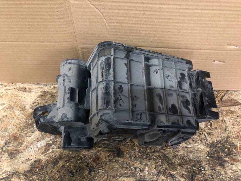 Абсорбер паливний JEEP CHEROKEE 14- 68080835AH — 3