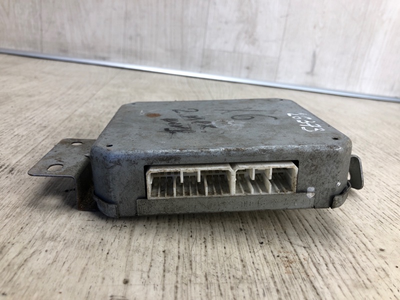 Блок електронний MAZDA XEDOS 6 X6 (CA) 92-98 C001-67-650B — 4