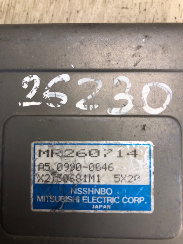 Блок керування ABS MITSUBISHI GALANT 93-97 MR260714 — 5