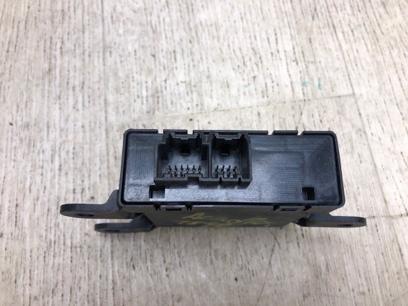 Блок керування парктроніком GMC ACADIA 12-16 22743052 — 3