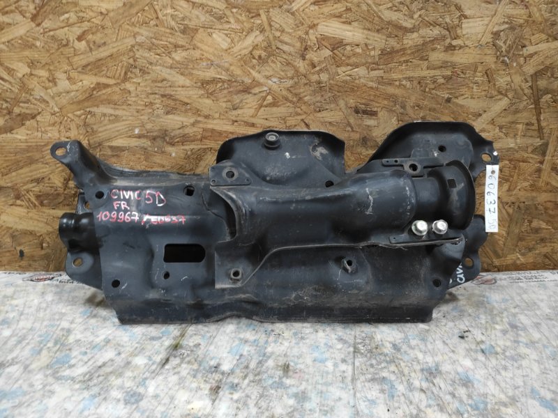 Балка передньої підвіски HONDA CIVIC 5D 06-11 50200-SMG-G15