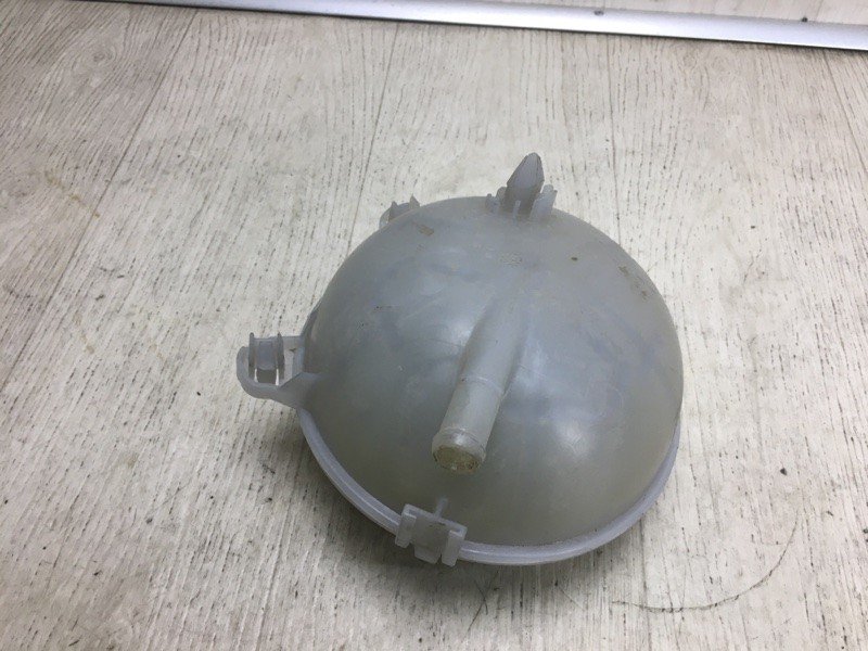 Бачок розширювальний VOLKSWAGEN JETTA USA 18- 5Q0 121 407 S — 3