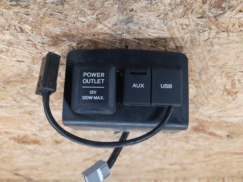 USB адаптер HONDA CROSSTOUR 09-15 39114-TA0-J01