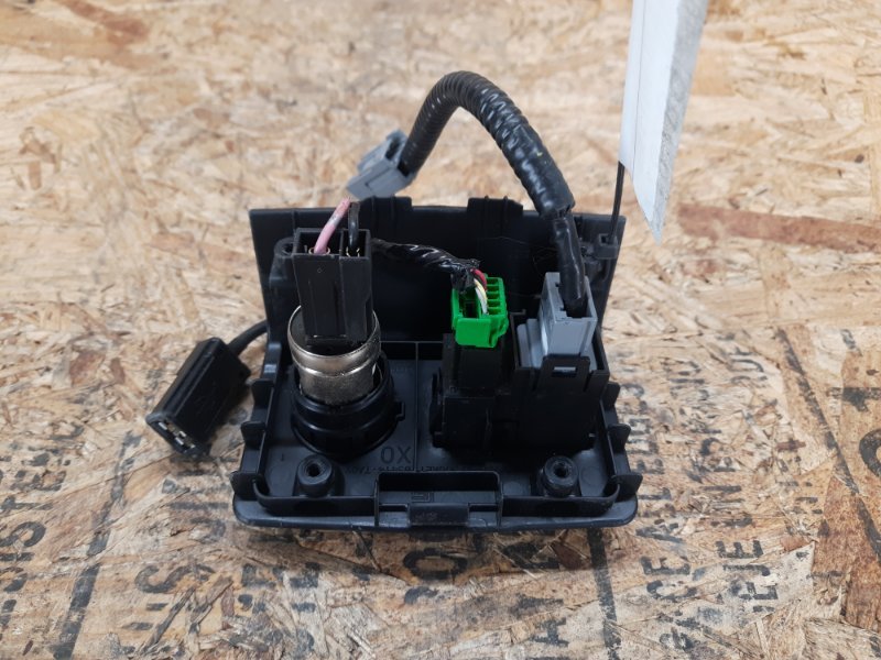 USB адаптер HONDA CROSSTOUR 09-15 39114-TA0-J01 — 3