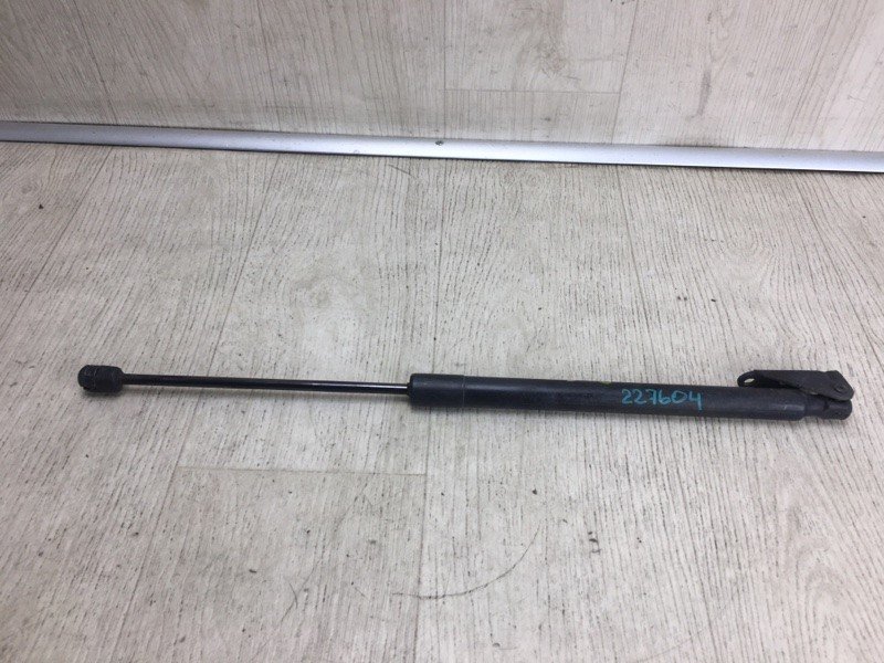 Амортизатор кришки багажника правий NISSAN ROGUE 08-15 90450-1VK0B