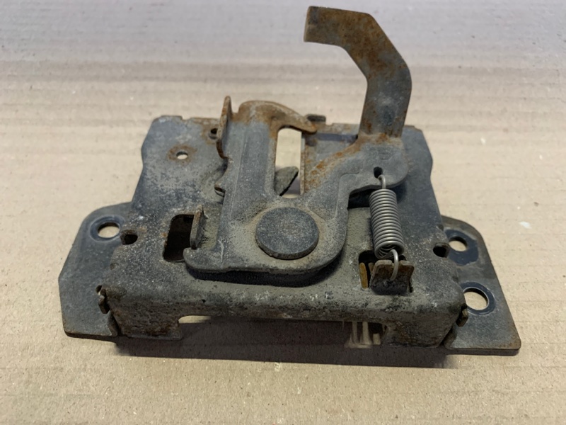 Замок капоту MITSUBISHI PAJERO 06-21 — 2