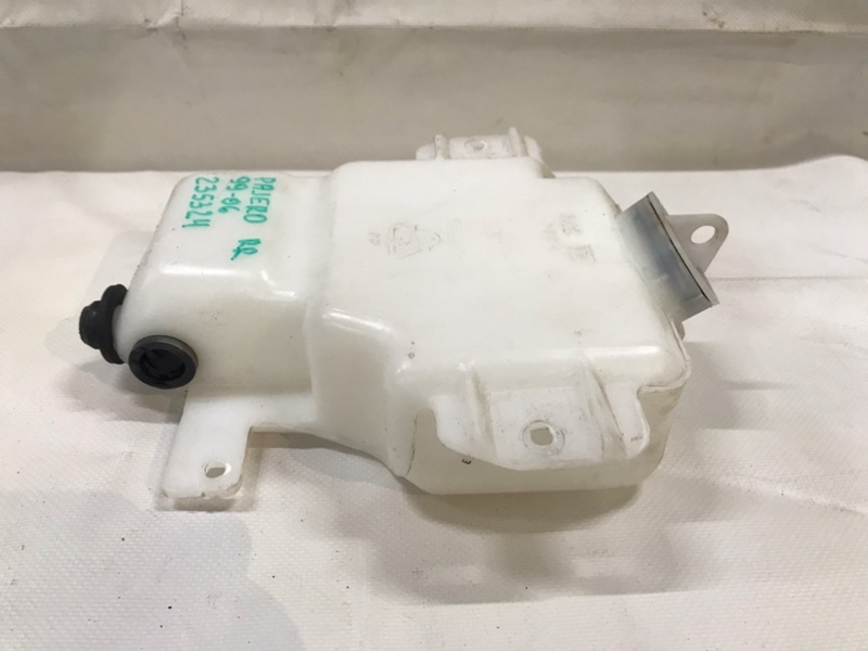 Бачок омивача задній MITSUBISHI PAJERO 99-06 MB628750 — 3
