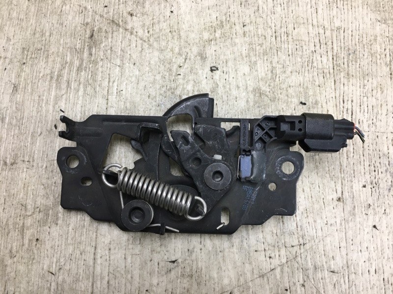 Замок капоту FORD FOCUS 10-18 BM5A16700BF