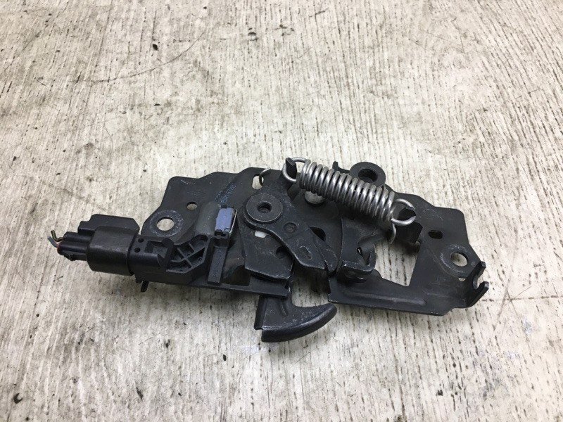 Замок капоту FORD FOCUS 10-18 BM5A16700BF — 3