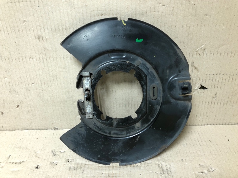 Гальмівний механізм задній правий CHRYSLER 300 04-10 5137620AA — 2
