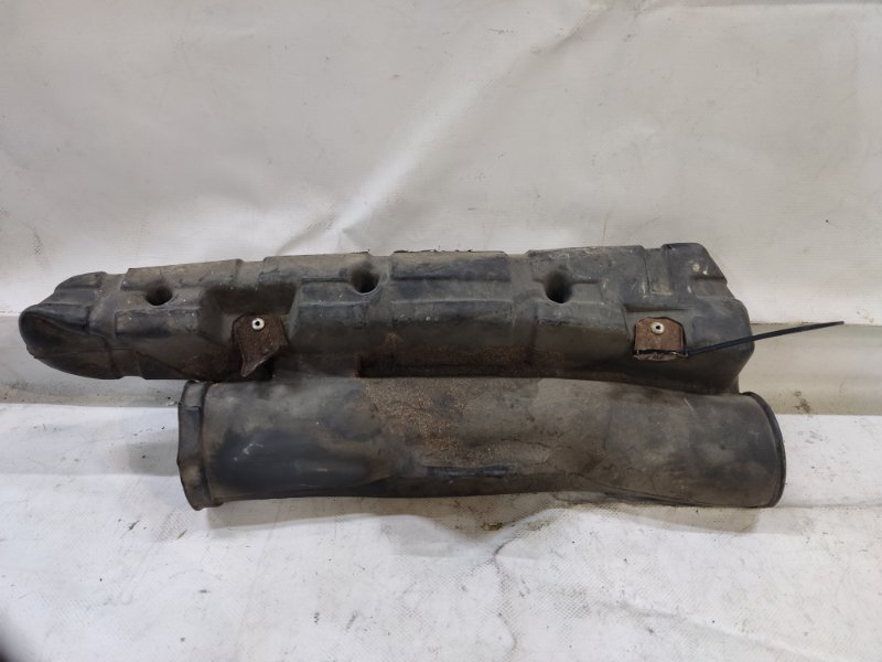 Повітрозабірник TOYOTA LAND CRUISER 100 97-06 53807-60050 — 3