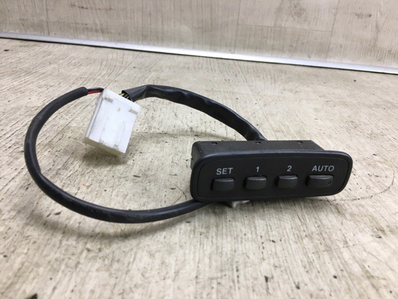 Блок кнопок пам'яті сидінь HYUNDAI GRANDEUR 05-11 93250-3L000