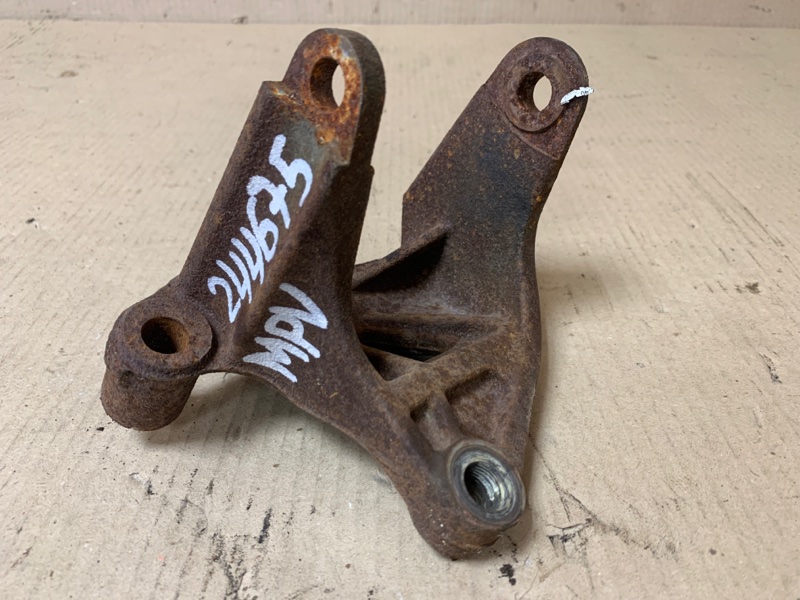 Кронштейн/кріплення двигуна MAZDA MPV 99-06 LC62-39-010B