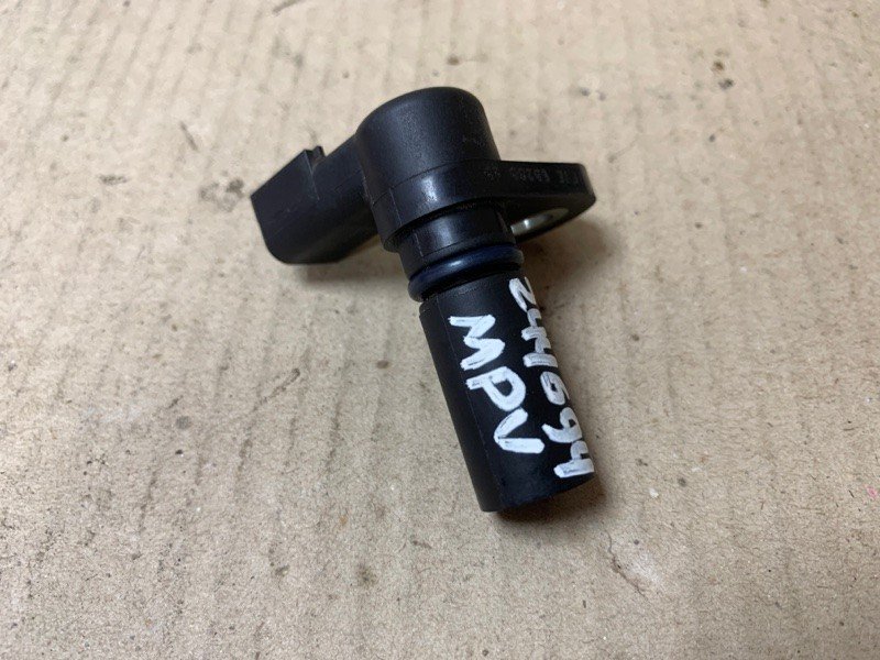 Датчик положення распредвала MAZDA MPV 99-06 GY07-18-230