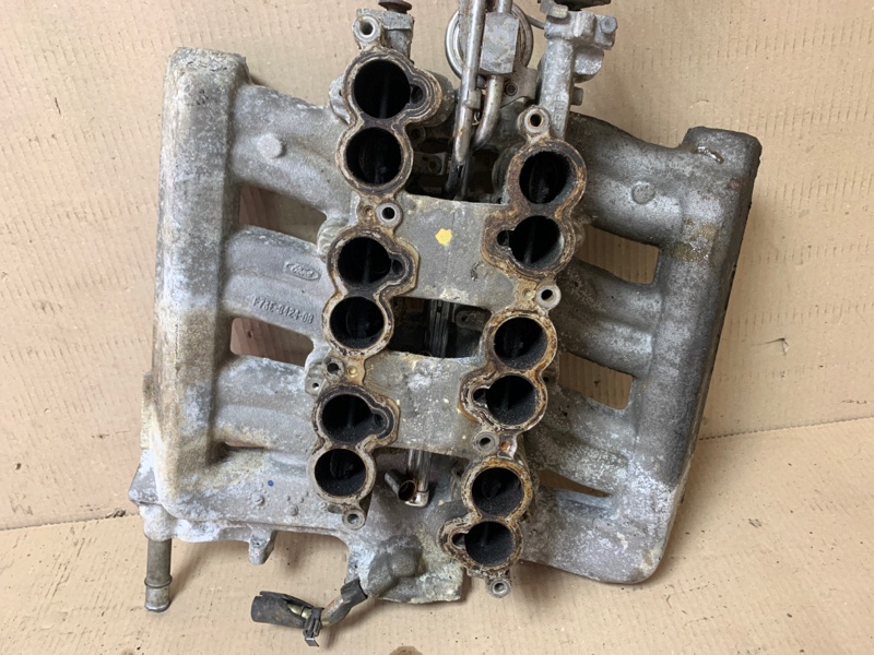 Колектор впускний MAZDA MPV 99-06 — 3