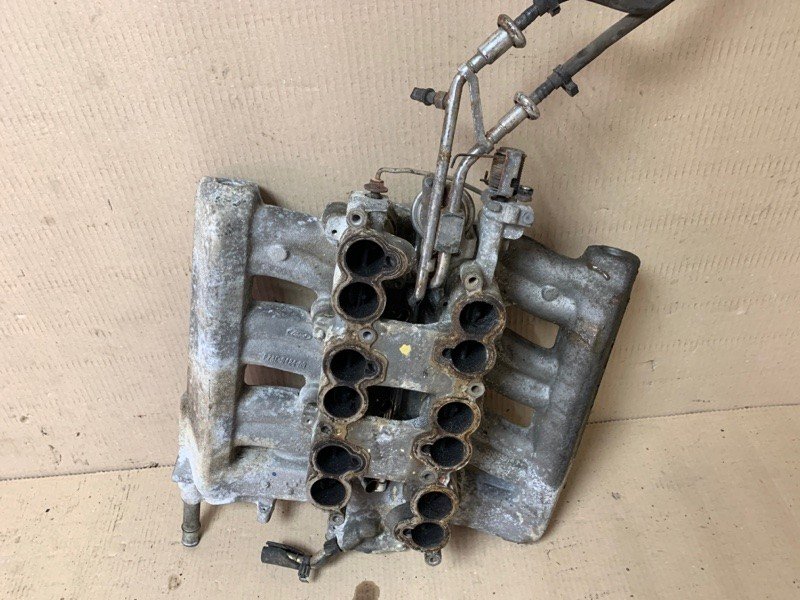 Колектор впускний MAZDA MPV 99-06 — 4