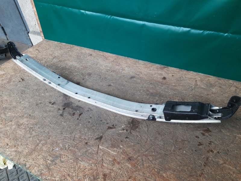 Підсилювач переднього бампера MERCEDES CLK-CLASS 209 02-10 A 209 620 11 34 — 5