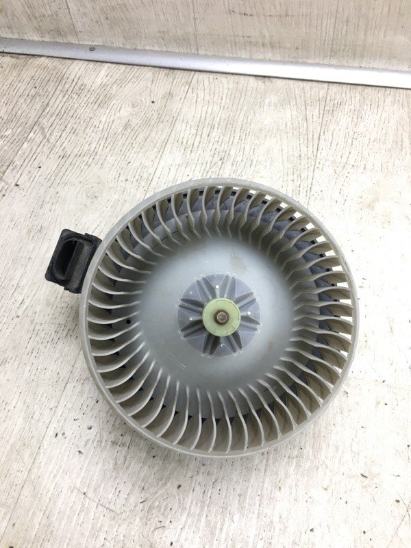 Моторчик пічки JEEP PATRIOT 07-10 5191345AA — 4