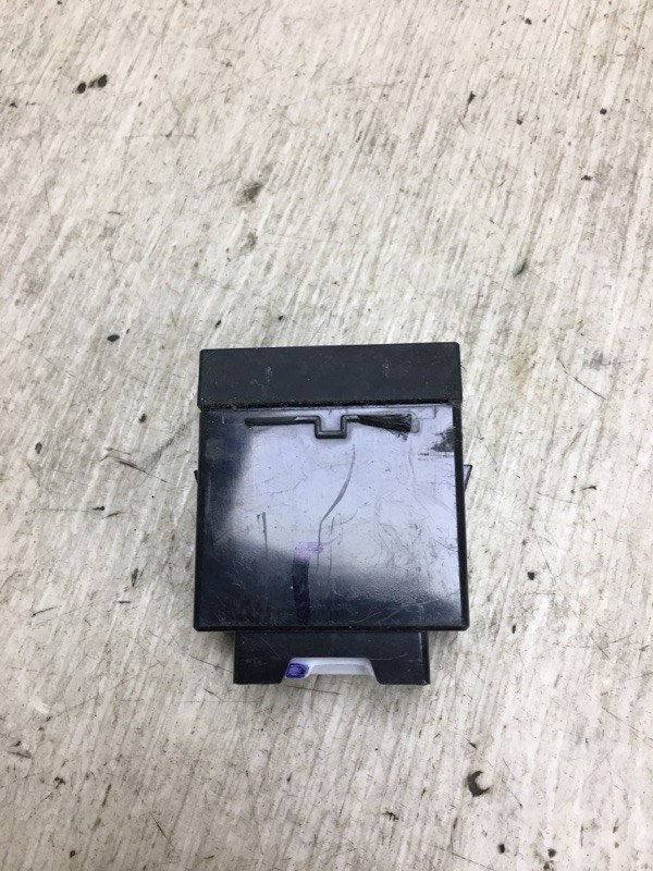 USB адаптер HYUNDAI ELANTRA MD 10-15 96120-F2000 — 2