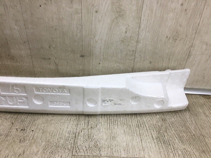 Наповнювач бампера задній TOYOTA VENZA 21 - 52615-48330 — 3