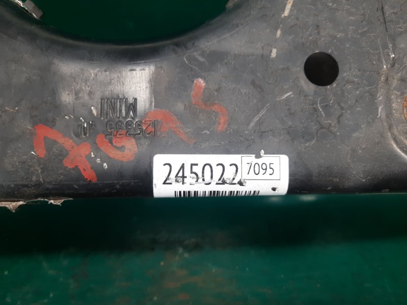Балка задньої підвіски MINI COOPER S CLUBMAN R55 05-14 33 31 6 772 667 — 2