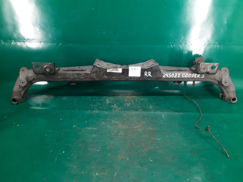 Балка задньої підвіски MINI COOPER S CLUBMAN R55 05-14 33 31 6 772 667 — 3