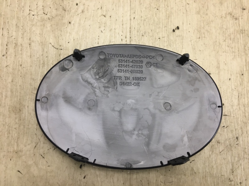 Емблема TOYOTA COROLLA E170 13-19 53141-42020 — 2
