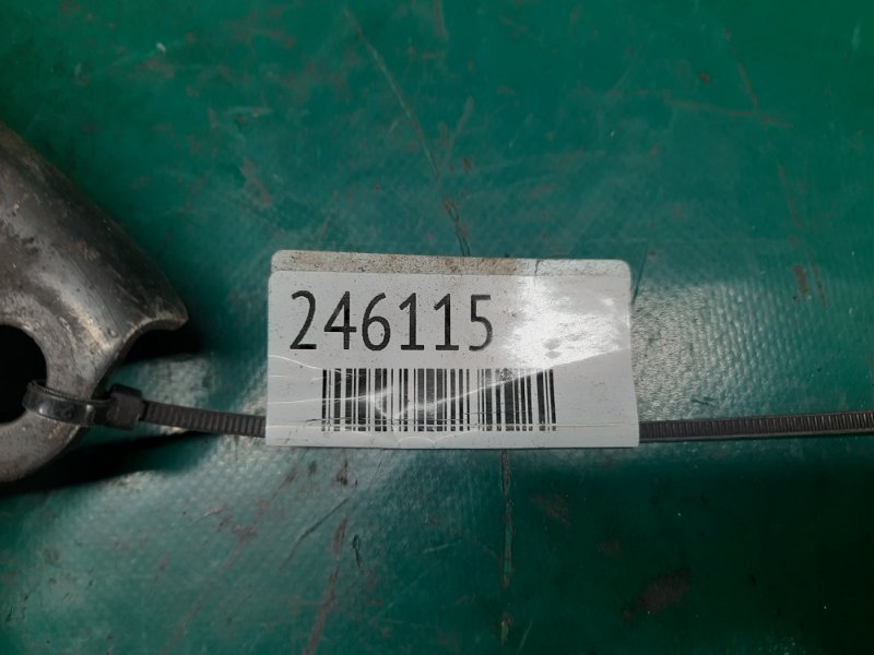 Важіль передньої підвіски нижній правий SCION XB 07-15 48068-12300 — 2