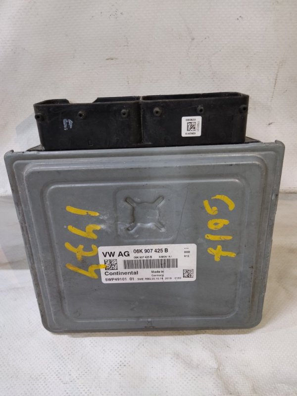 Блок керування двигуном AUDI A3 (8V) 12–17 06K 907 425 B — 2