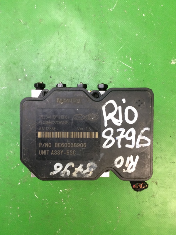 Блок антиблокувальної системи KIA RIO UB 2011-2017 58920-1W400 — 5