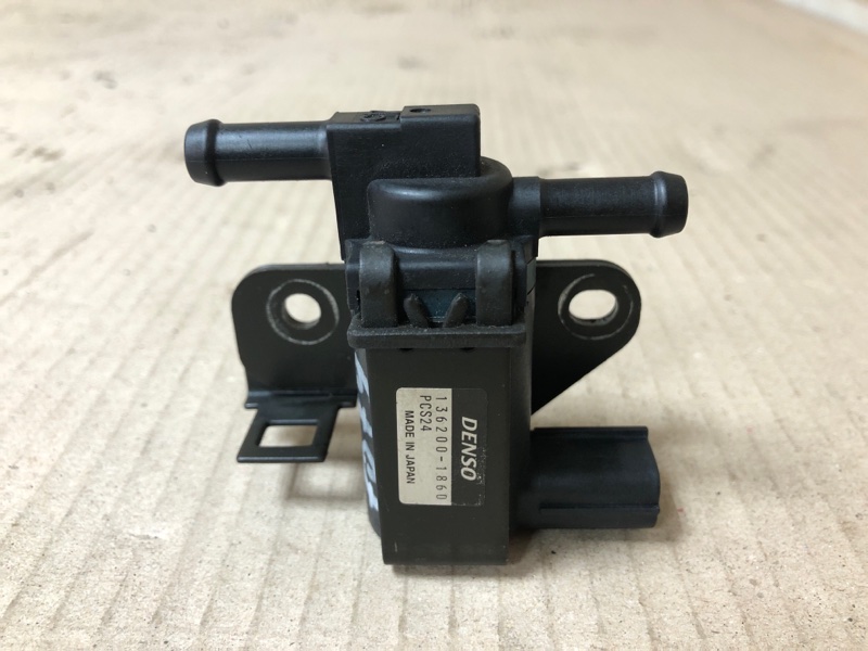 Клапан електромагнітний (вакуумний) HONDA CRV 95-01 36162-P2M-A11
