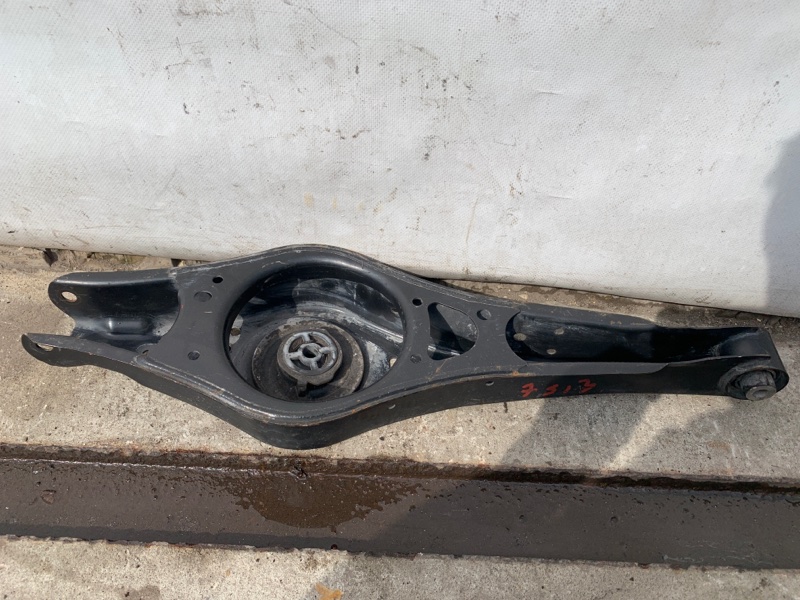 Важіль задньої підвіски нижній поперечний VOLKSWAGEN PASSAT CC 12-18 1K0 505 311 AB — 3