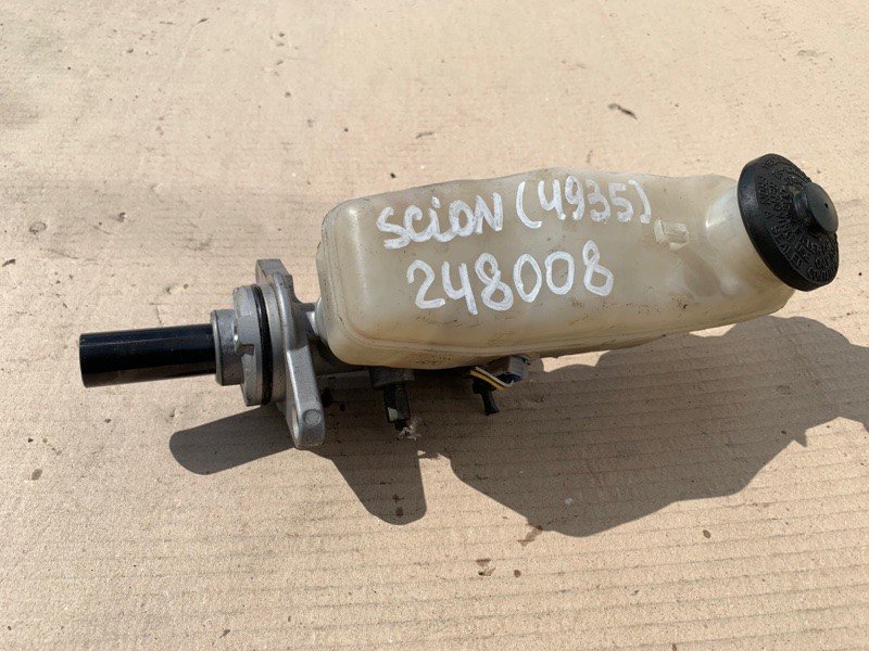 Головний гальмівний циліндр SCION XB 07-15 47201-12A20 — 2