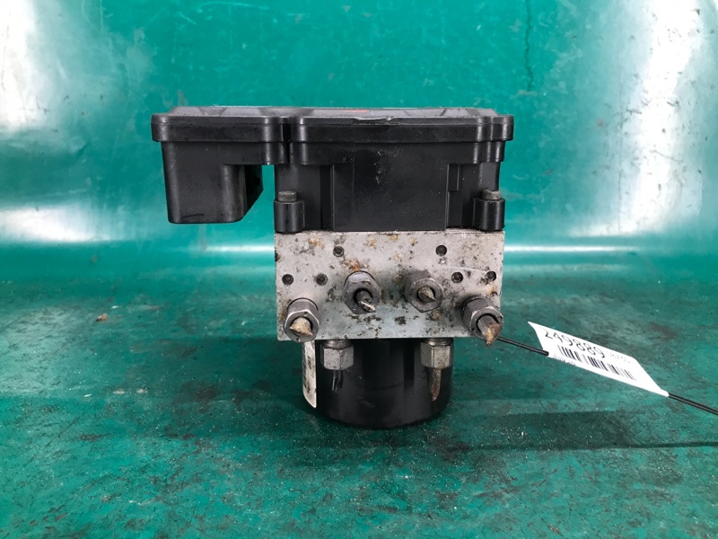 Блок антиблокувальної системи CHRYSLER 300 04-10 68028990AA — 3