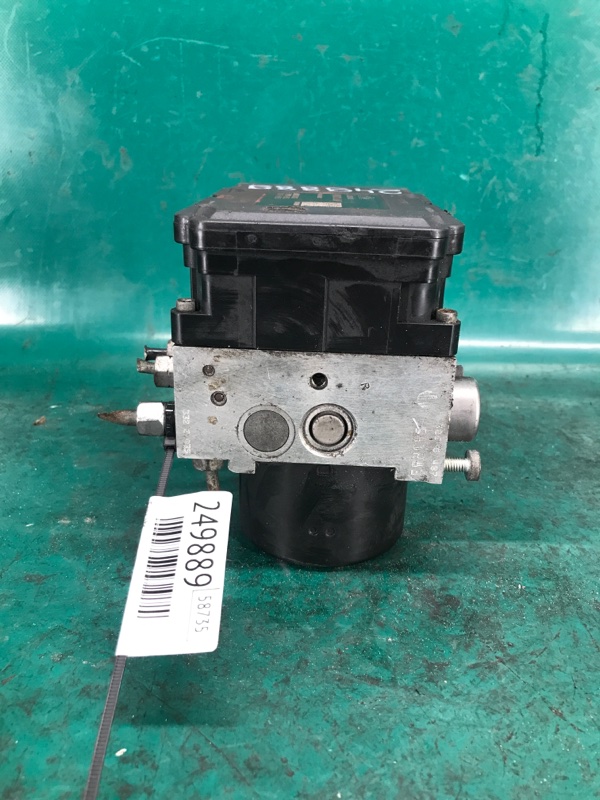 Блок антиблокувальної системи CHRYSLER 300 04-10 68028990AA — 4