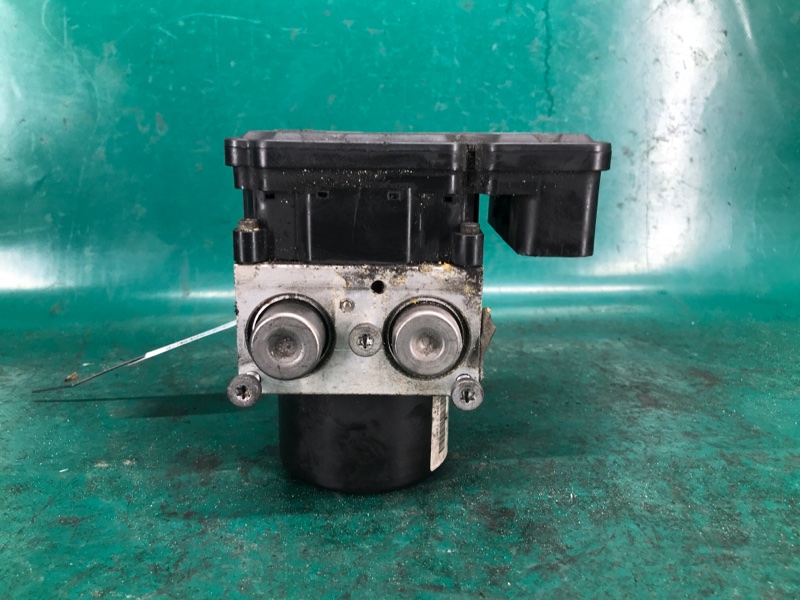 Блок антиблокувальної системи CHRYSLER 300 04-10 68028990AA — 5