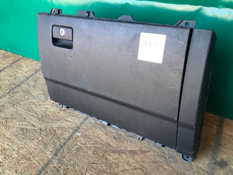 Бардачок TOYOTA LAND CRUISER PRADO 150 09-17 55550-60210-C0 — 4
