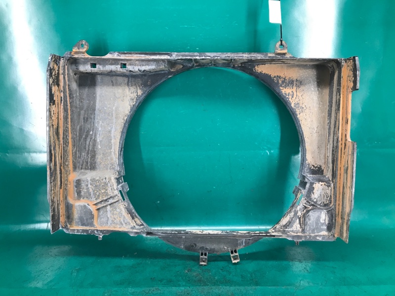 Дифузор вентилятора основного радіатора NISSAN XTERRA 00-05 21476-4S110