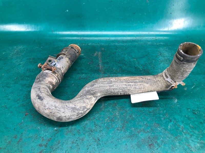 Патрубок системи охолодження NISSAN XTERRA 00-05 21503-4S100 — 3