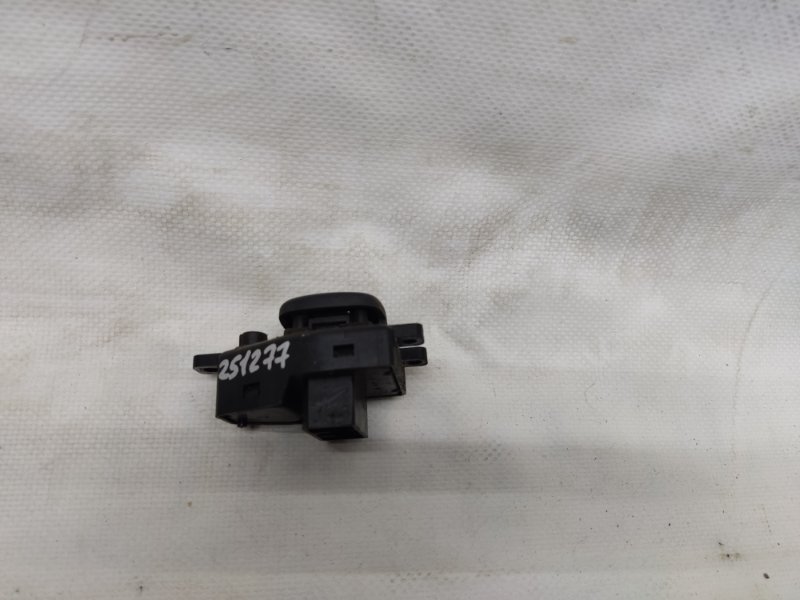 Блок керування дзеркалами MAZDA 626 GF 97-02 GE4T-66-600 — 3